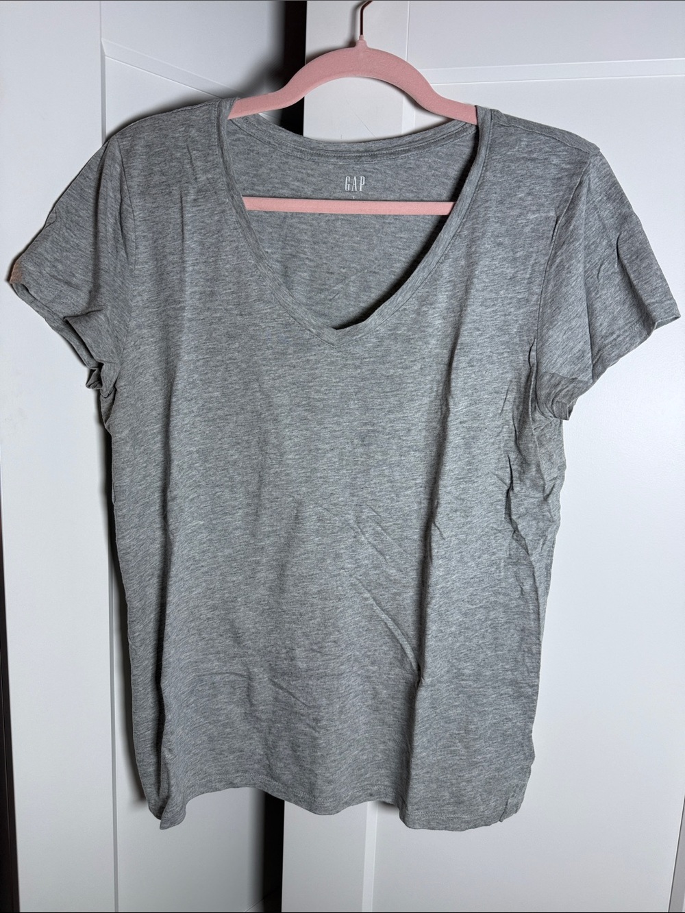 GAP Gray V-Neck Short Sleeve “Favorite” Tee